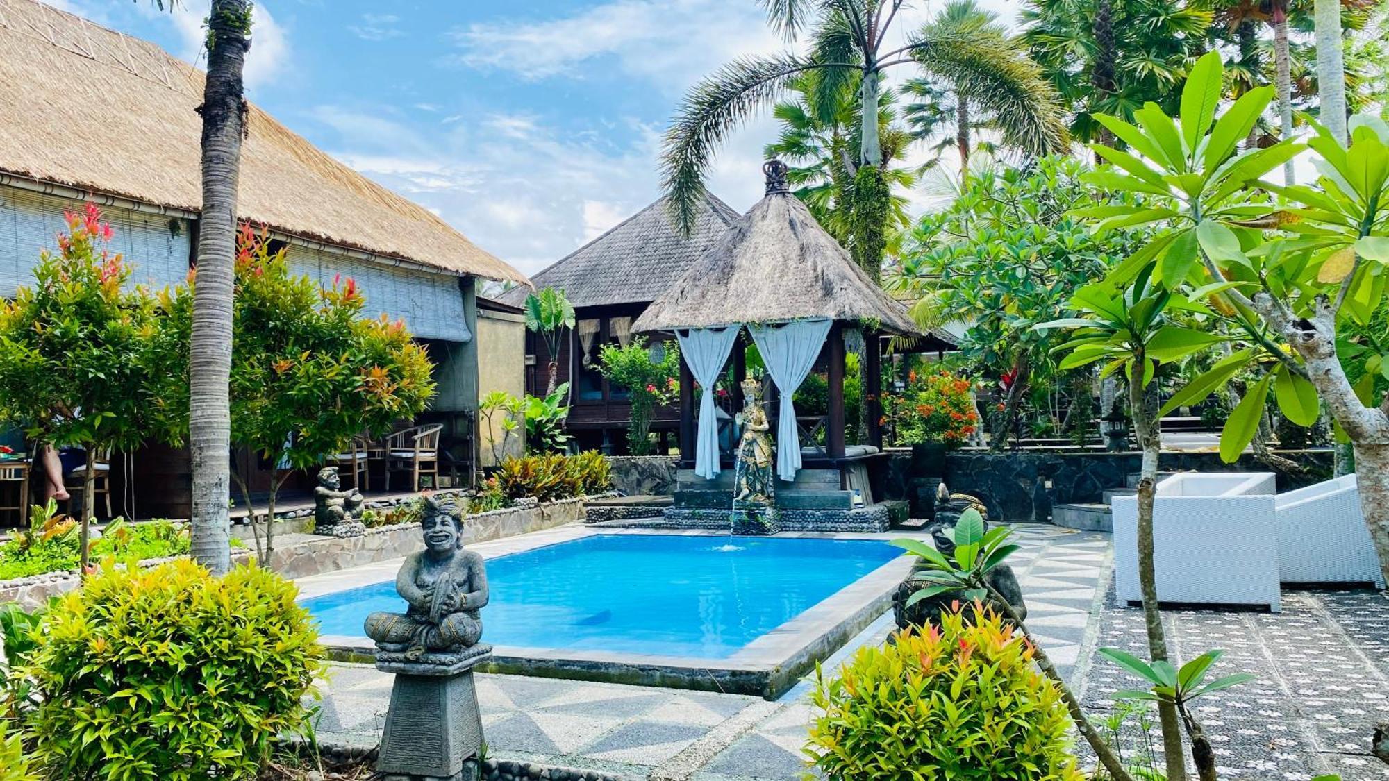 Dong Loka Guesthouse Bali Carangsari Buitenkant foto
