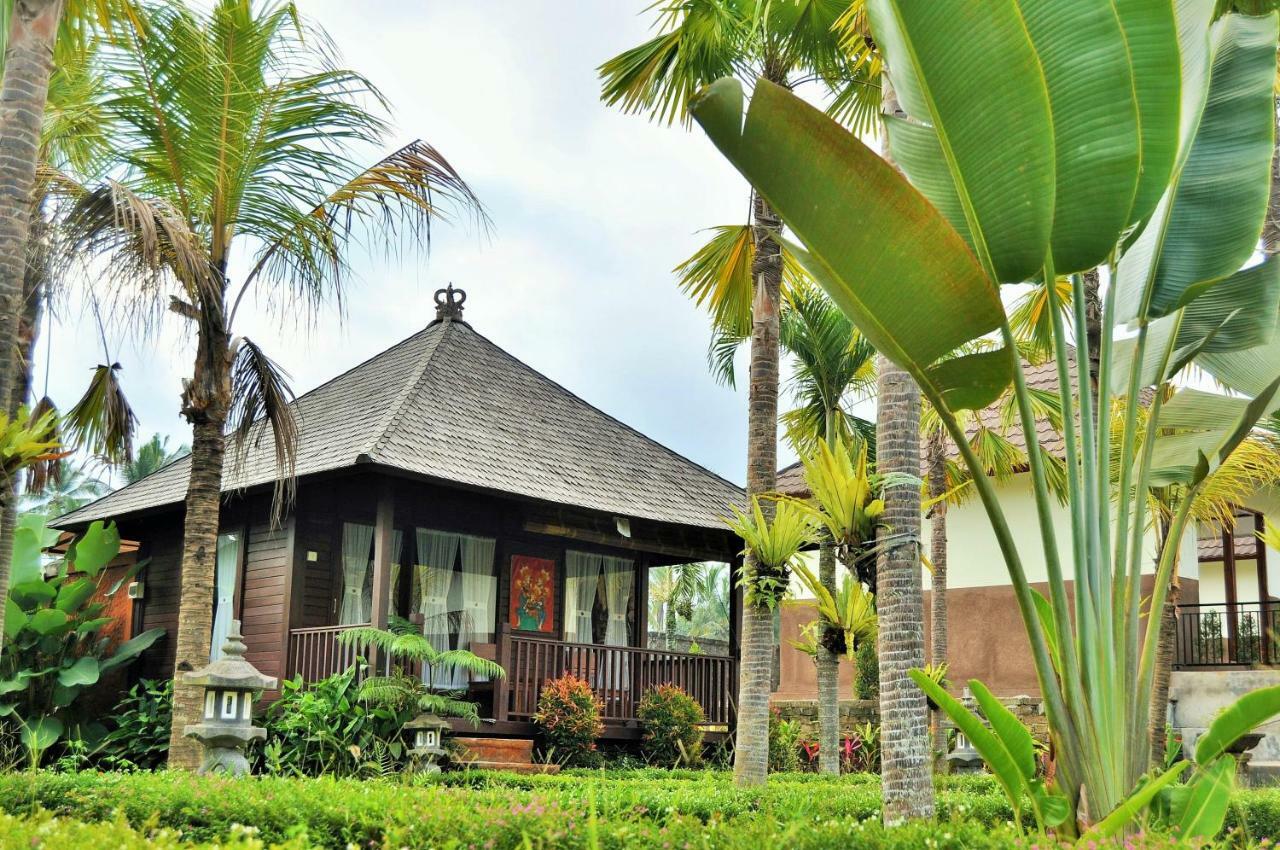 Dong Loka Guesthouse Bali Carangsari Buitenkant foto