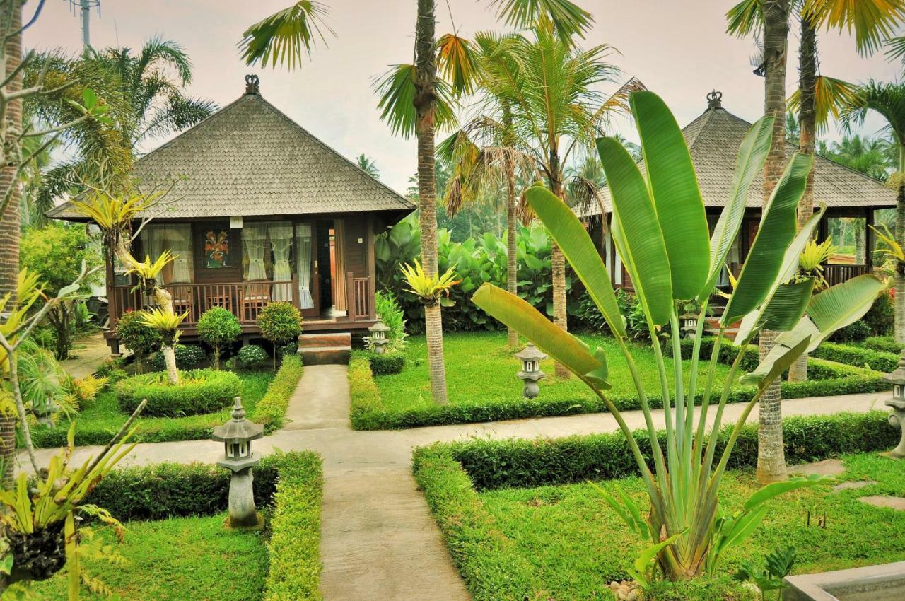 Dong Loka Guesthouse Bali Carangsari Buitenkant foto